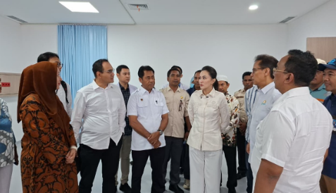 Kunjungan Kerja Bupati Halmahera Timur Meninjau Sistem Manajemen Rumah Sakit (SIMRS) di RSUD Maba